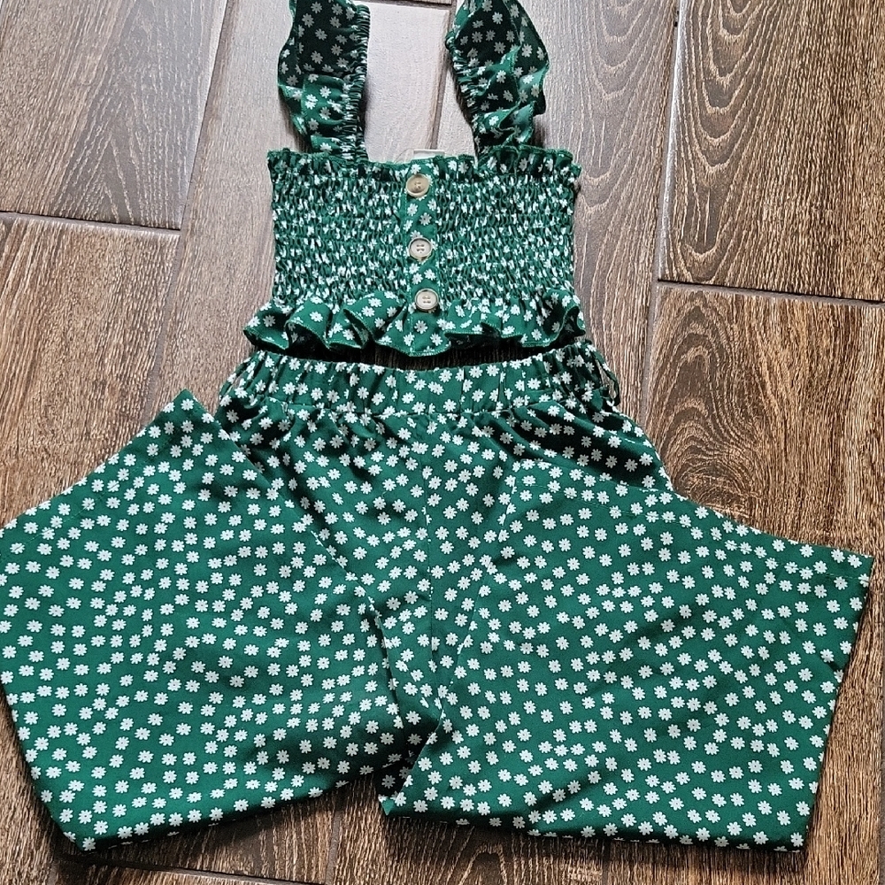 SHEIN Kids Green and White Polka Dot Wide Leg Set